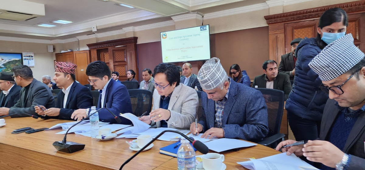 सात पालिकालाई एडिबीको २१ अर्ब सहुलियतपूर्ण ऋण, देवदहमा ३ अर्ब 