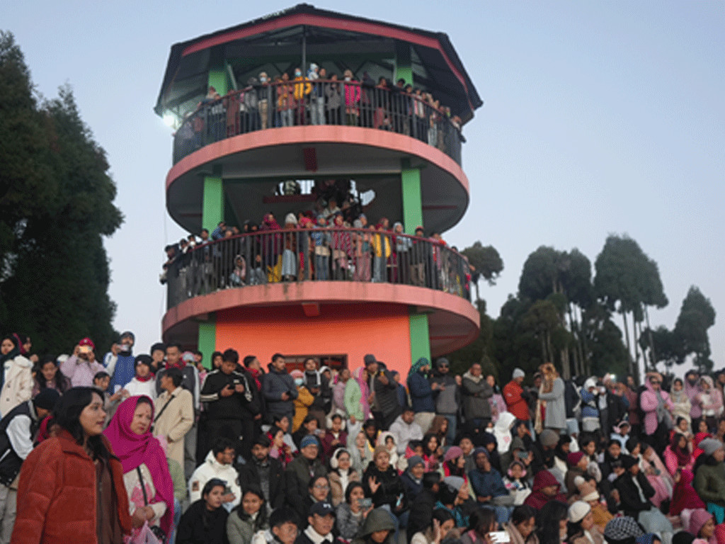 इलाम भित्रिने पर्यटकको संख्यामा वृद्धि