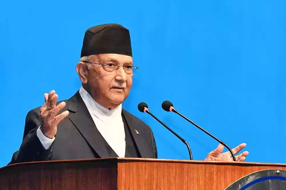 अध्यक्ष ओली म भन्दा बढी व्यंग्यकार हुनुहुन्छः दीपकराज गिरी