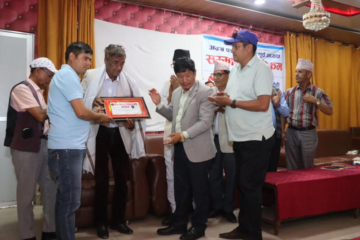 सरकारले मिडियालाई नियन्त्रण गर्न खोजेको प्रेस सेन्टरको आरोप