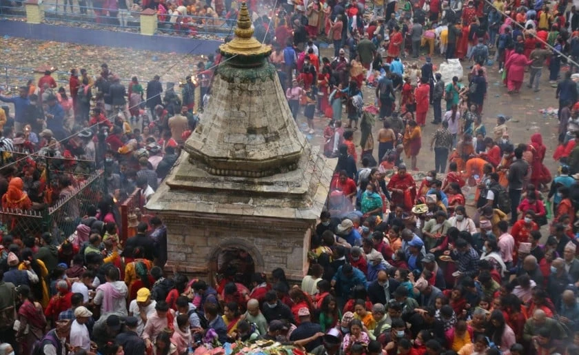 आज मातातीर्थ औंशी, आमाको मुख हेर्ने दिन