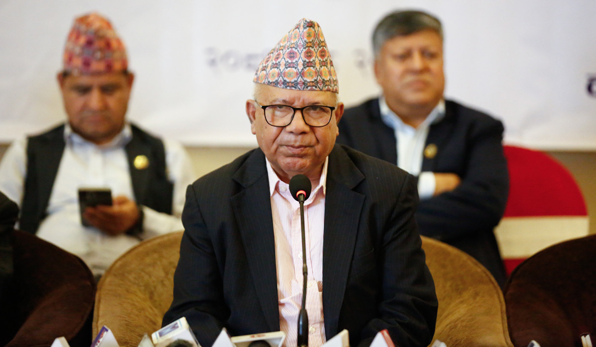 पार्टीभित्र विवाद छैन, विचार मिल्नेसँग एक भएर अघि बढ्न तयार छौँ : माधव नेपाल