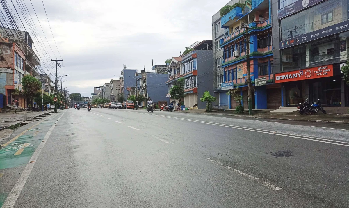 पोखरामा सार्वजनिक सवारी ठप्प, यात्रु अलपत्र