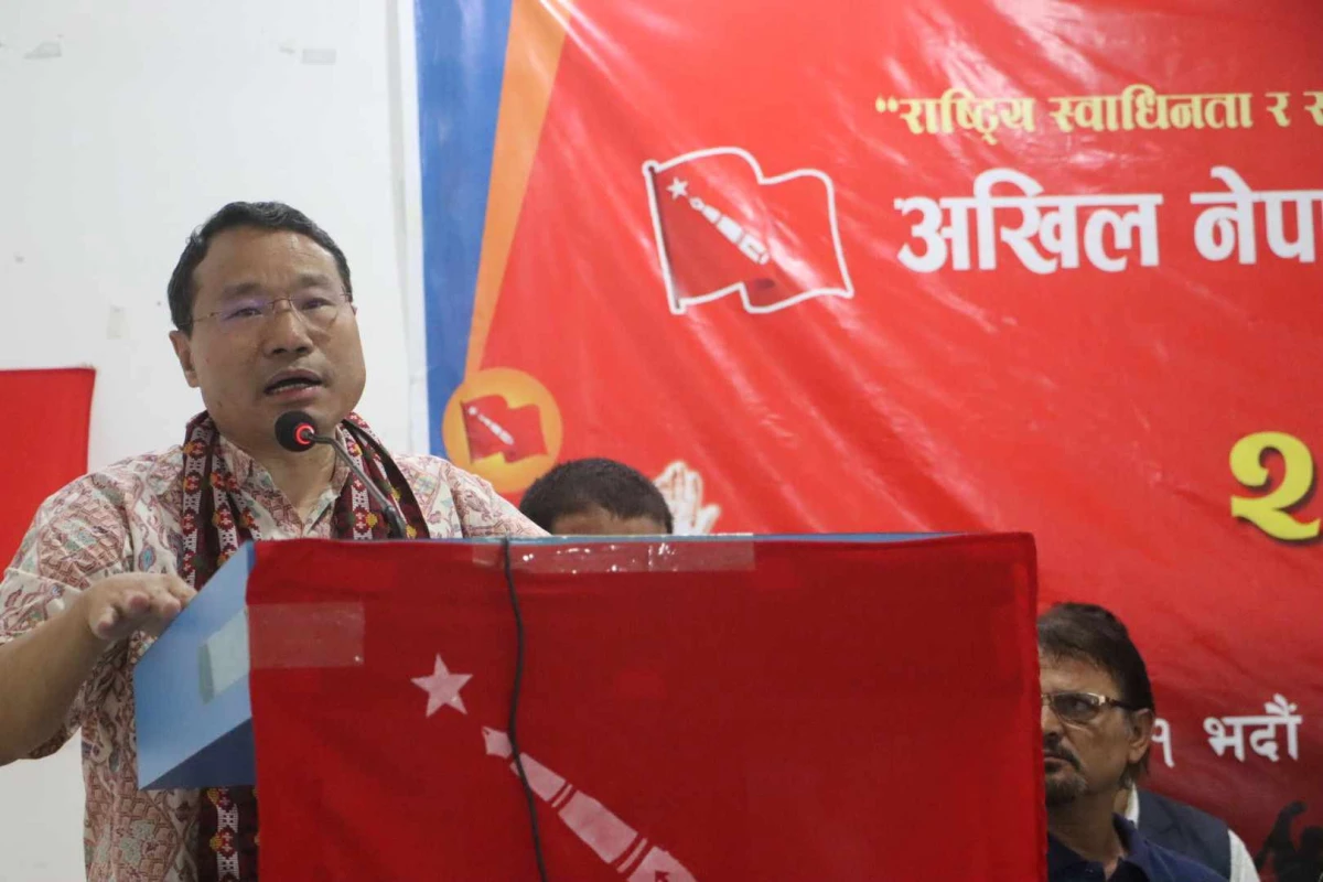 माओवादीले चाहे सरकार ढाल्न समय लाग्दैन : वर्षमान पुन