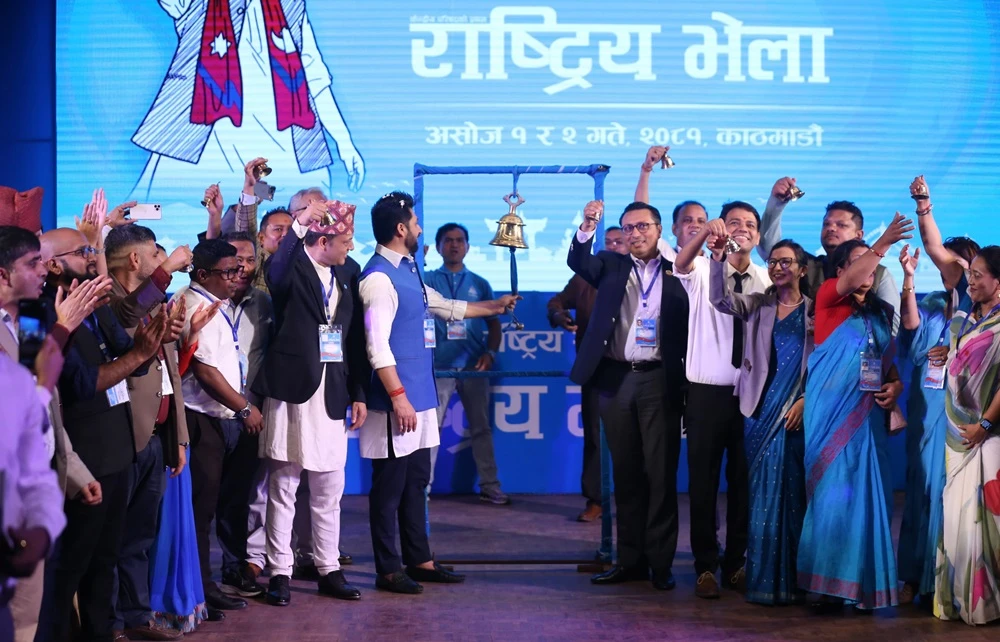 मतपत्रको माध्यमबाट अवस्था परिवर्तन गर्छौँ : लामिछाने