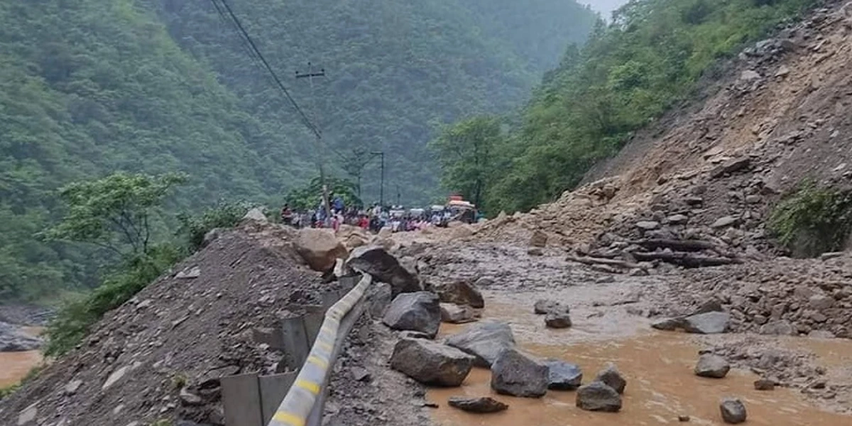 बाढीपहिरोमा घरबास गुमेकालाई अस्थायी आवास बनाउन सरकारले अनुदान दिने