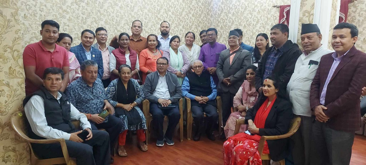 राष्ट्रपति निर्वाचन फागुन २८ भित्रै गर्नुपर्छ : शेखर कोइराला