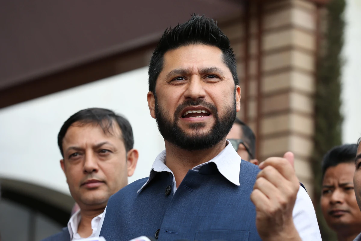 अदालतमा सरकारी वकिलले भने– रवि लामिछानेलाई छोड्न मिल्दैन, थुनामा पठाऔँ