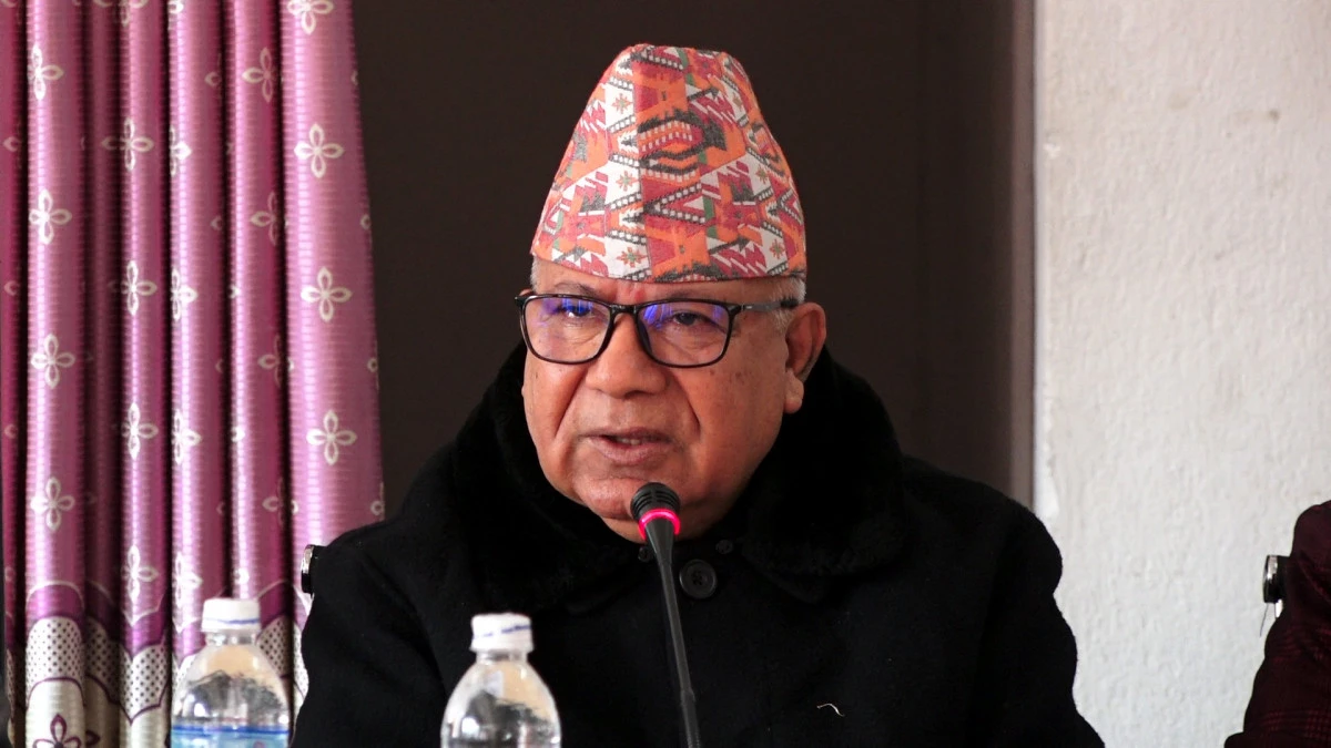 माधव नेपालको आरोप : ओली दुनियाँलाई ठग्न प्रधानमन्त्री भएका हुन्