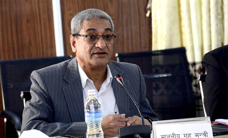 शंकर पोखरेल र वर्षमान पुनको संवादले सत्ता गठबन्धनमा समस्या छैन : गृहमन्त्री लेखक