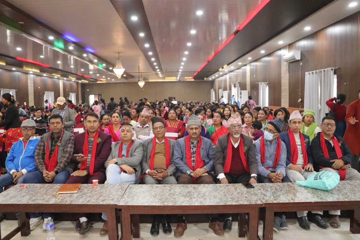 सर्टिफिकेटको नाममा विद्यालयले ५/५ हजार असुलेको भन्दै नगरपालिकाको शिक्षा शाखामा तालाबन्दी