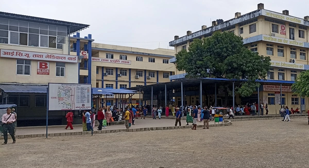 कर्मचारीलाई मेसु थापाको निर्देशन : सेवाग्राहीले गुनासो गर्ने ठाउँ नरहोस्