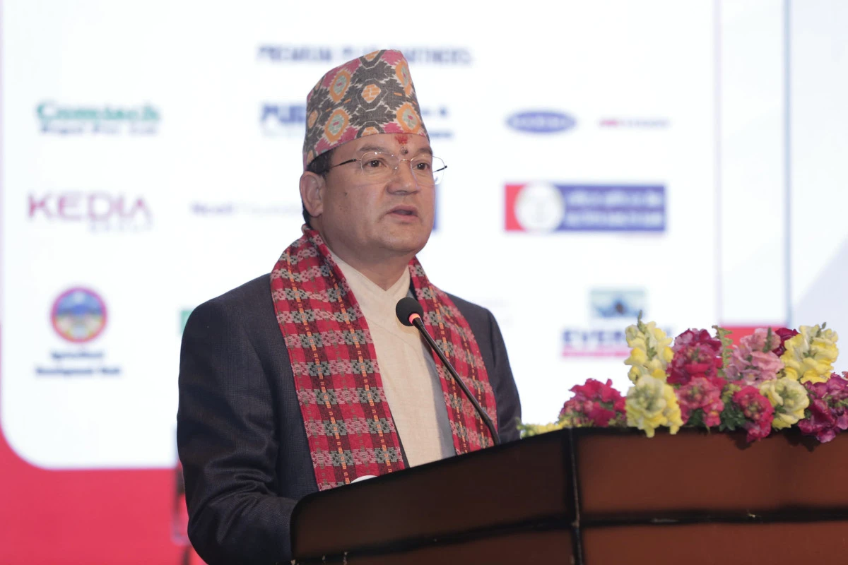 ‘मानव जीवनका लागि वन डढेलो घातक : सवै मिलेर नियन्त्रण गरौं’