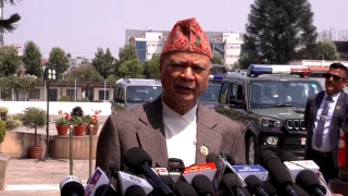 लचिलो भएर वार्तामा आउन शिक्षकलाई शिक्षामन्त्रीको आग्रह