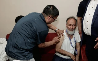 मक्कामा हज गर्न जाने हजयात्रीहरुलाई रोग प्रतिरोधात्मक खोप