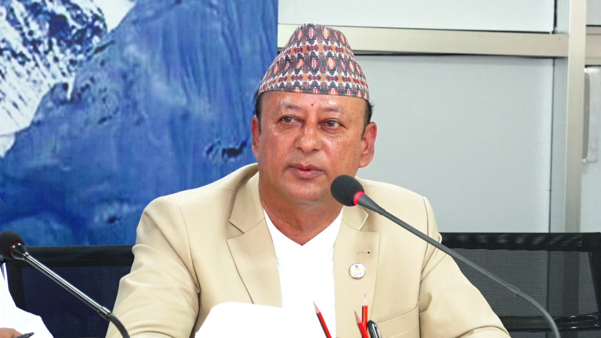 लोडसेडिङ भयो भन्दै विदेशबाट फोन गरेर हैरान पारे : उर्जा मन्त्री खड्का