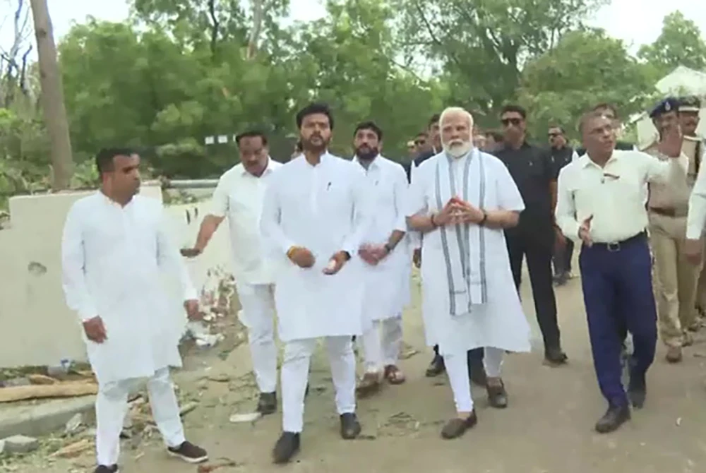 अमेरिकी वायुसेनाको एफ-१६ लडाकु विमान दुर्घटनाग्रस्त