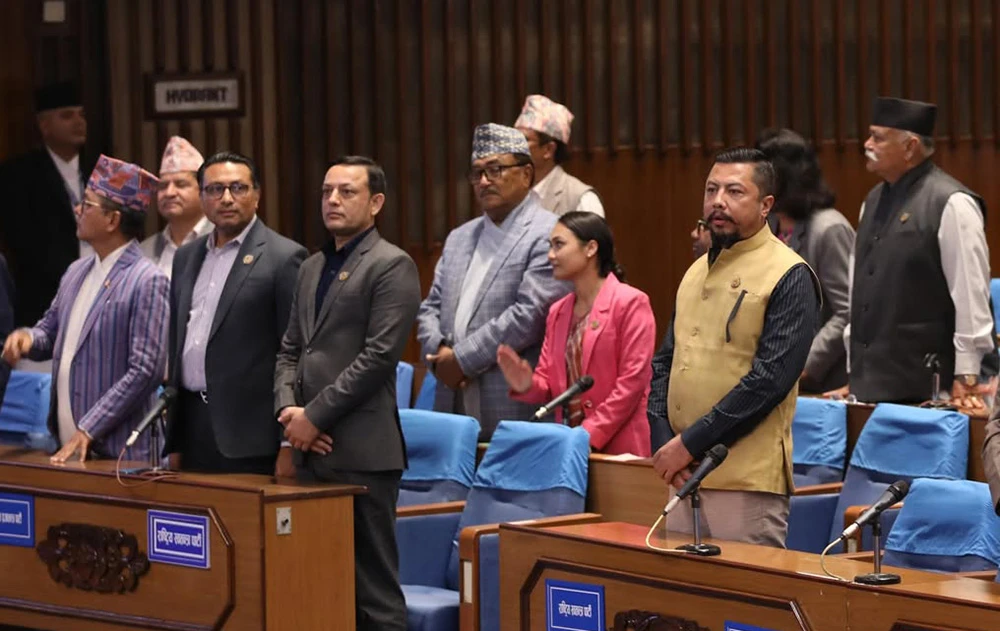 प्रतिनिधि सभामा आजपनि रास्वपाको नाराबाजी, विरोधकै बीच संसद संचालन