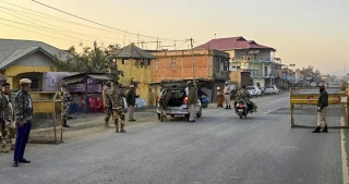 भारतको मणिपुरमा राष्ट्रपति शासन ६ महिना बढाउने निर्णय