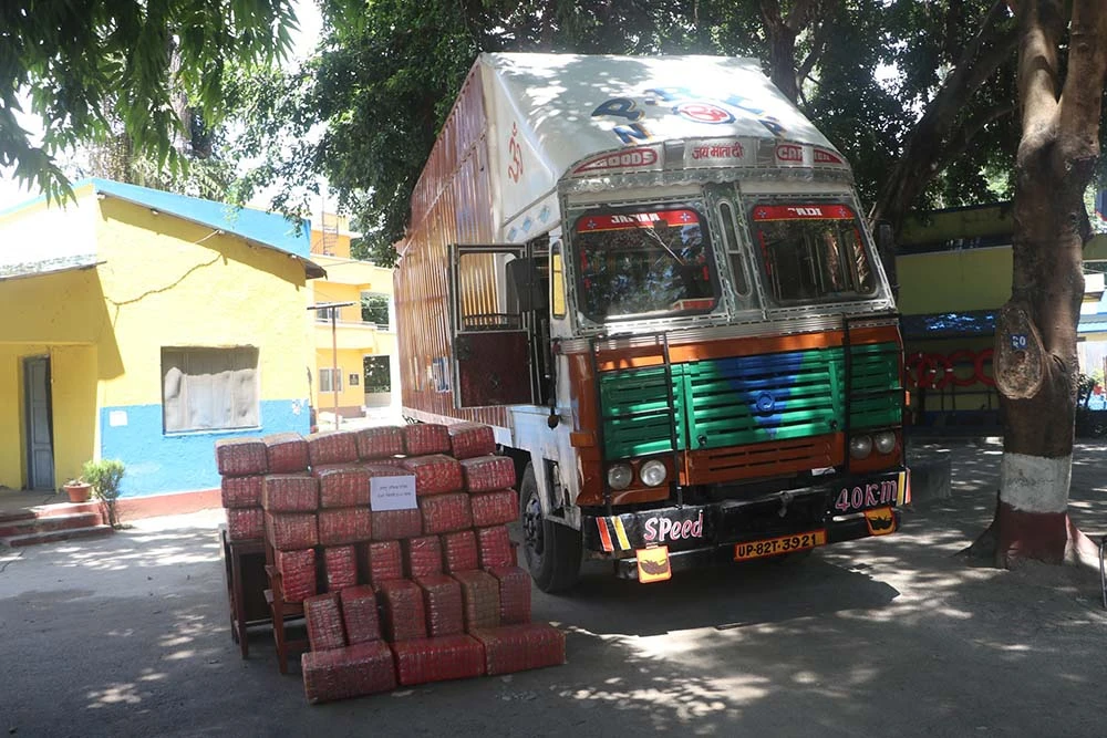 करिब ६७१ किलो गाँजासहित ट्रक चालक पक्राउ