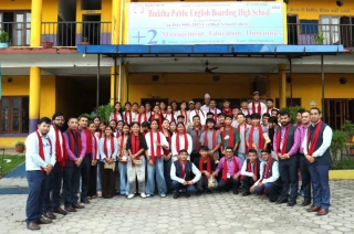 कक्षा १२ उत्तीर्ण विद्यार्थीलाई बुद्ध पब्लिकको सम्मान