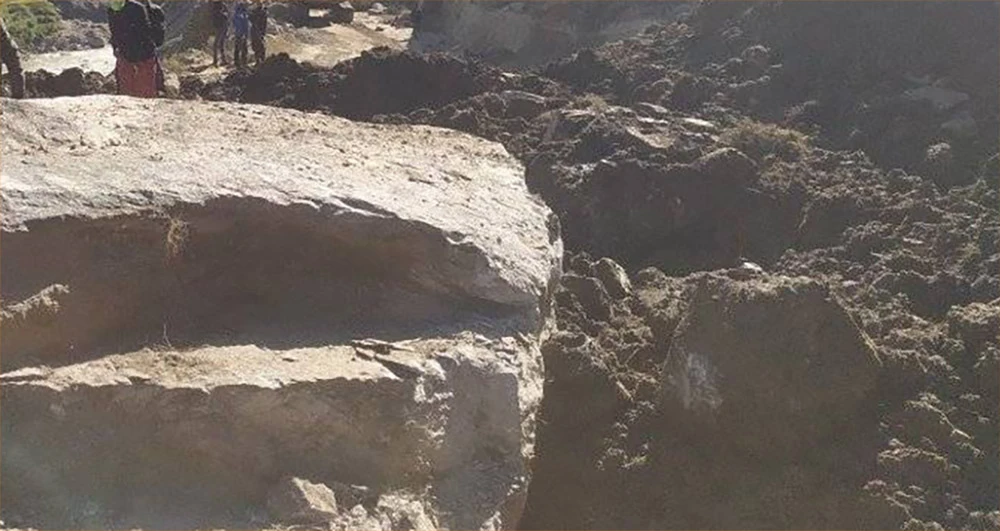 जाजरकोट-डोल्पा सडक खण्ड पूर्ण रुपमा अवरुद्ध