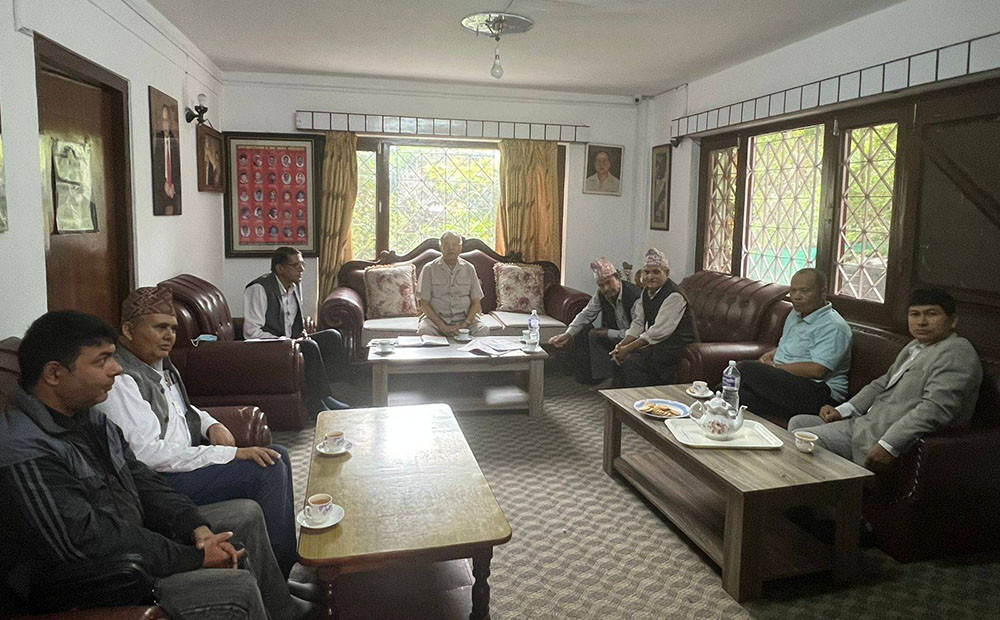 नेपाललाई ‘युक्रेन’ बनाउने योजनाबद्ध प्रयास हुदैछ : झलनाथ खनाल