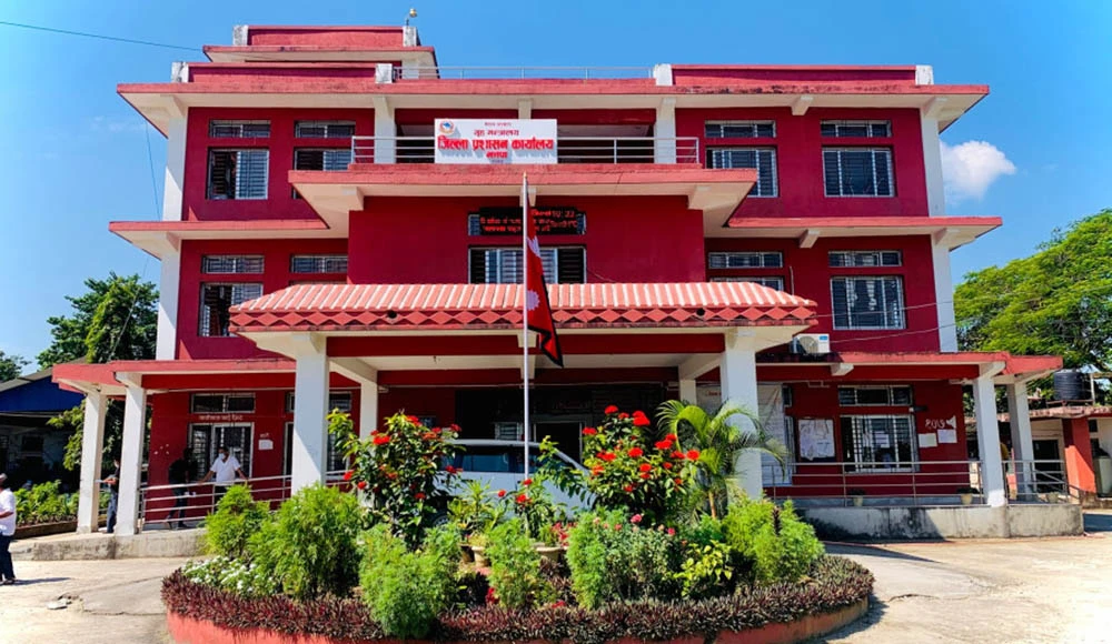 झापाको बिर्तामोड र दमकमा फेरि कर्फ्यु, भद्रपुरमा निषेधाज्ञा