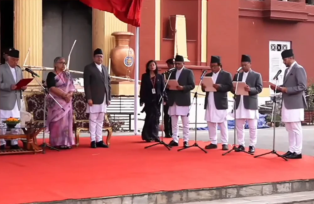 नवनियुक्त चार मन्त्रीले लिए पद तथा गोपनियताको शपथ