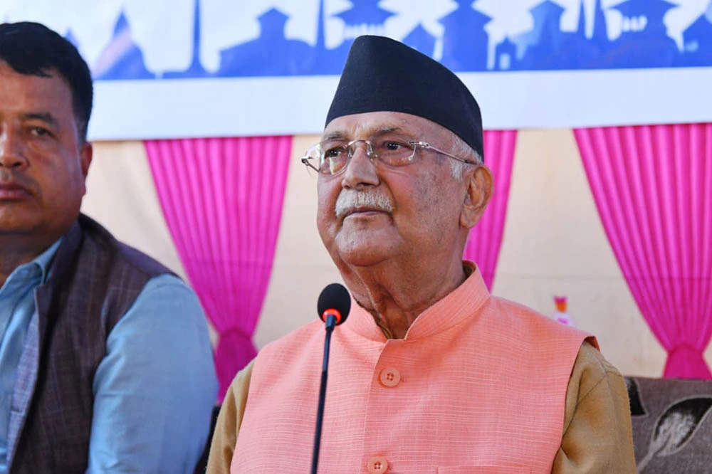 देश छोडेर भाग्दैनौं : ओली