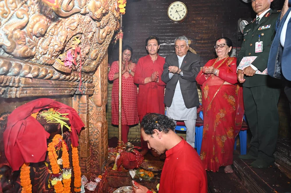 राष्ट्रपति पौडेलद्वारा नक्साल भगवतीमा पूजाअर्चना