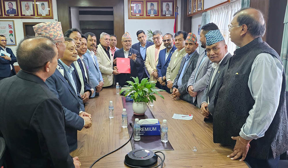 चिनियाँ व्यवसायीलाई लगानी, प्रविधि र पर्यटन क्षेत्रमा सहकार्य गर्न आग्रह