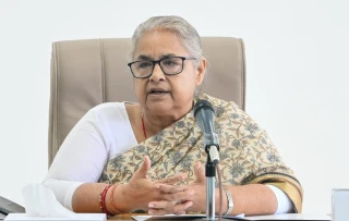 जेनजीलाई समेटेर सरकार विस्तार गर्दै प्रधानमन्त्री कार्की