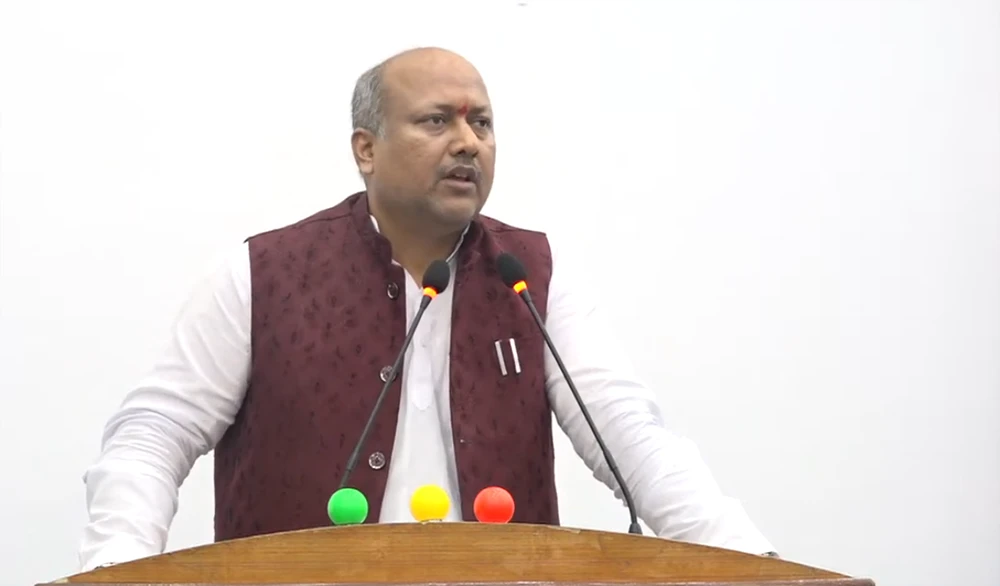 मधेशका मुख्यमन्त्री सिंहले छोडेनन् सरकार, मंगलवार विश्वासको मत लिने