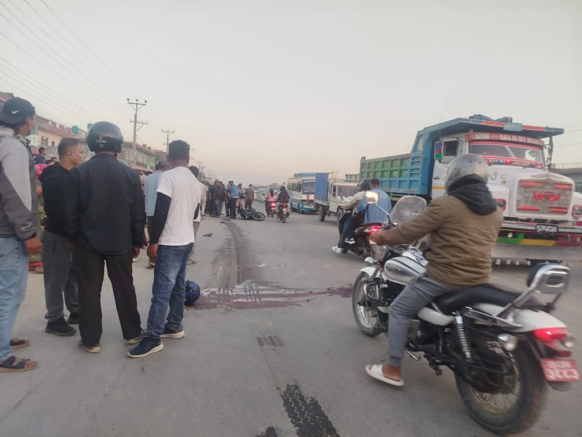 देवदहको शीतलनगरमा बसले मोटरसाइकललाई ठक्कर दियो, एकजना घाइते