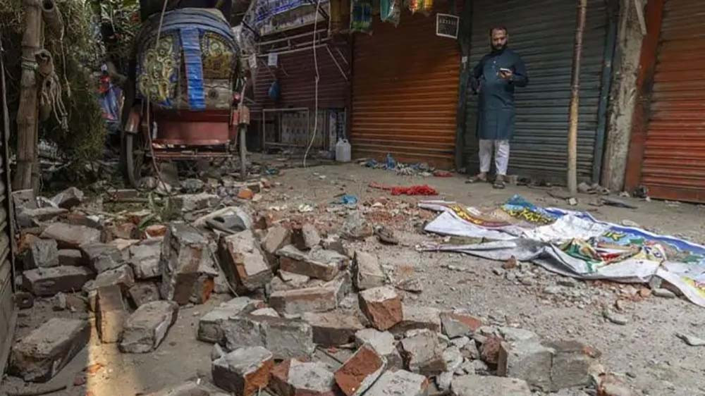 बंगलादेशको भूकम्पमा मृत्यु हुनेको संख्या १० पुग्यो