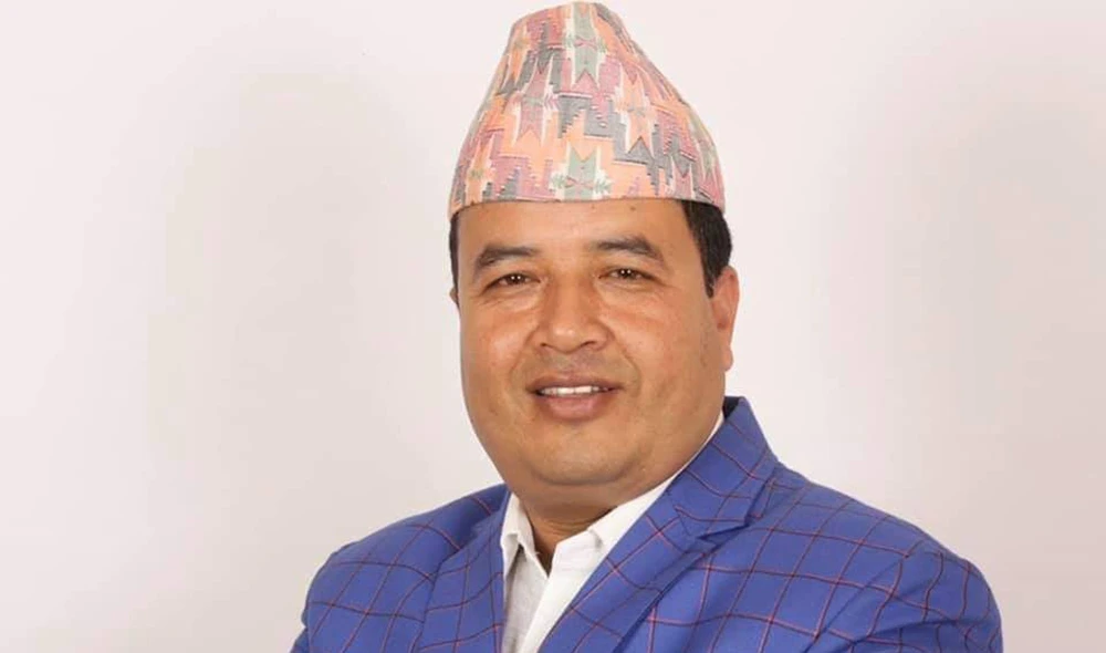 ओलीलाई गिरफ्तार गर्ने कुनै पनि चाल सफल हुन दिदैनौं : महेश बस्नेत