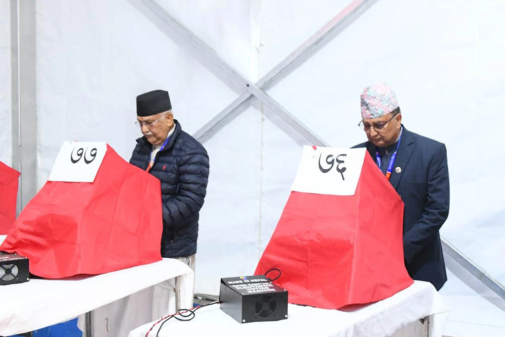 एमाले महाधिवेशन  : मतगणनामा ओलीले अग्रता बढाए