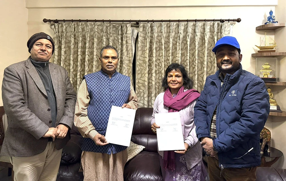 जसपा फुट्यो, रेणु यादव र प्रदीप यादव जसपा नेपालमा एकीकृत