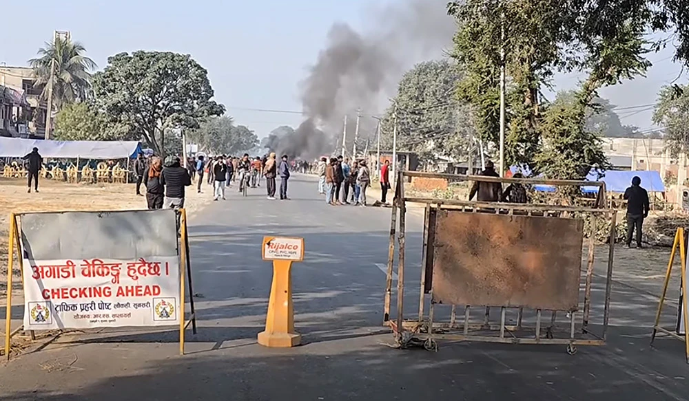 सुनसरीमा राजमार्ग क्षेत्रको कर्फ्यु हट्यो, यी क्षेत्रमा निषेधाज्ञा तथा कर्फ्यु यथावत