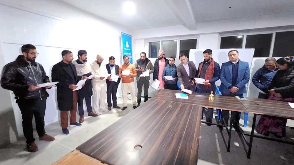 को को थपिए रास्वपाको नयाँ केन्द्रिय समितिमा ?