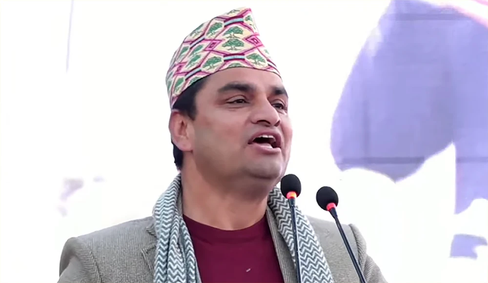 ओली 'सुपर प्रधानमन्त्री' बन्न खोजेकाले माओवादी-एमाले गठबन्धन टिकेन: नेता पौडेल