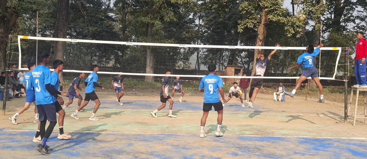 देवदह आदर्श बहुमुखी क्याम्पसलाई अन्तरकलेज भलिवलको उपाधि