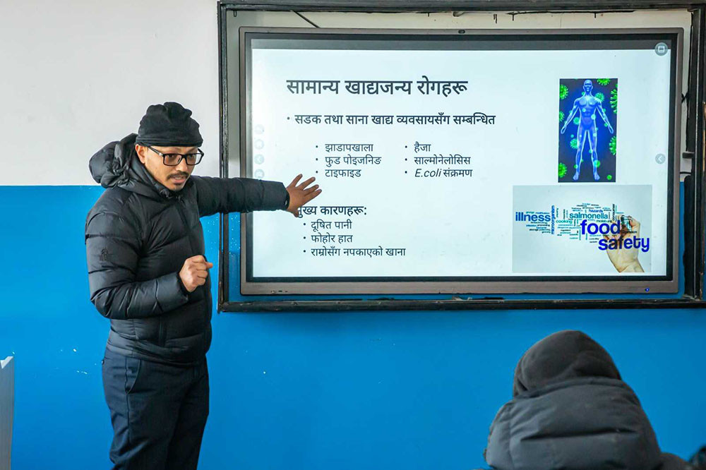 काठमाडौँ महानगरमा अहिलेसम्म २०६९ व्यवसायीलाई खाद्य स्वच्छता तालिम