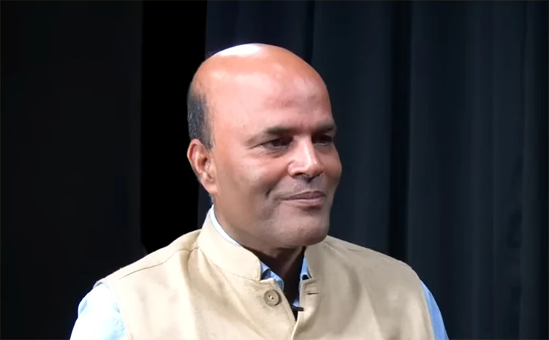 डा. अमरेश कुमार सिंह रास्वपामा प्रवेश गर्दै