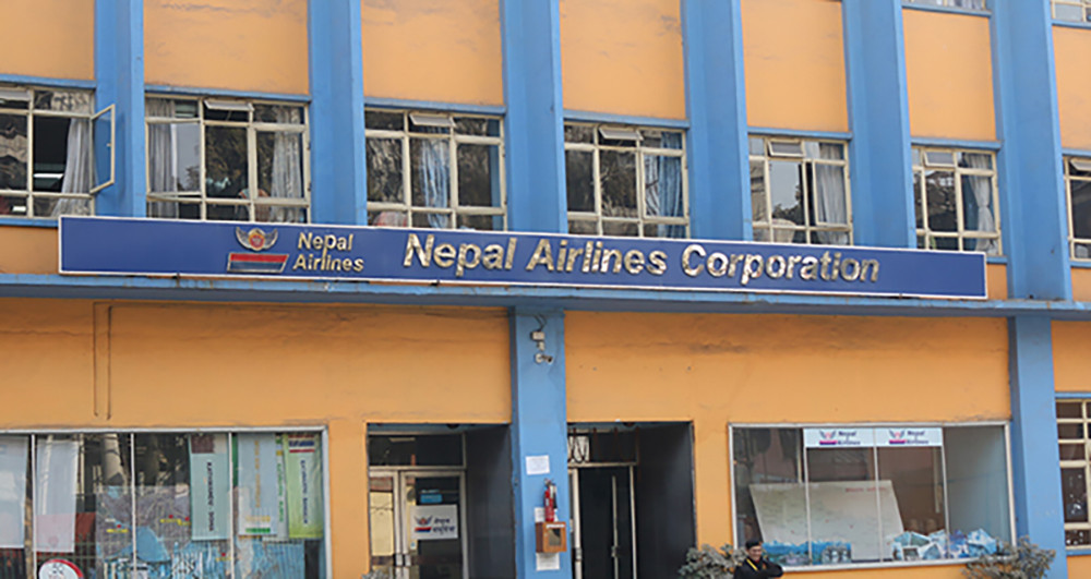 एयर होस्टेसलाई यौन दुर्व्यवहार गर्ने निगमका पाइलट कारबाहीमा