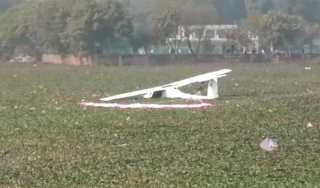 भारतको प्रयागराजमा वायुसेनाको विमान पोखरीमा दुर्घटनाग्रस्त