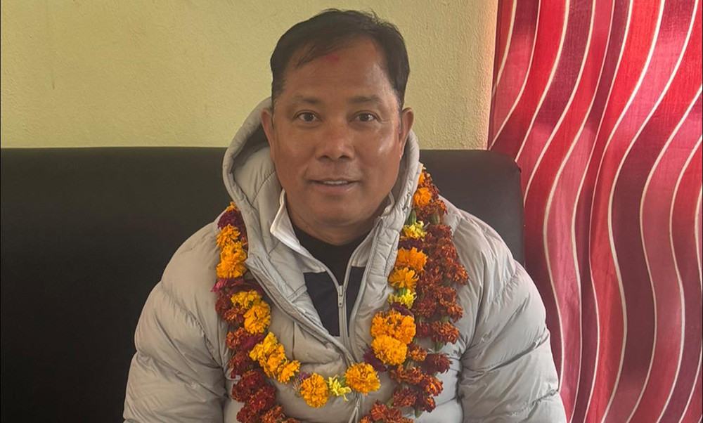 आफु राजनीतिक शिकार भएको रेशम चौधरीको टिप्पणी
