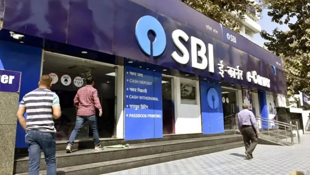 बैंक युनियनको हड्तालपछि भारतका सार्वजनिक क्षेत्रका बैंक प्रभावित