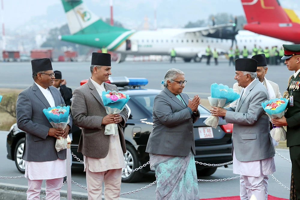 राष्ट्रपति पौडेल स्वदेश फिर्ता